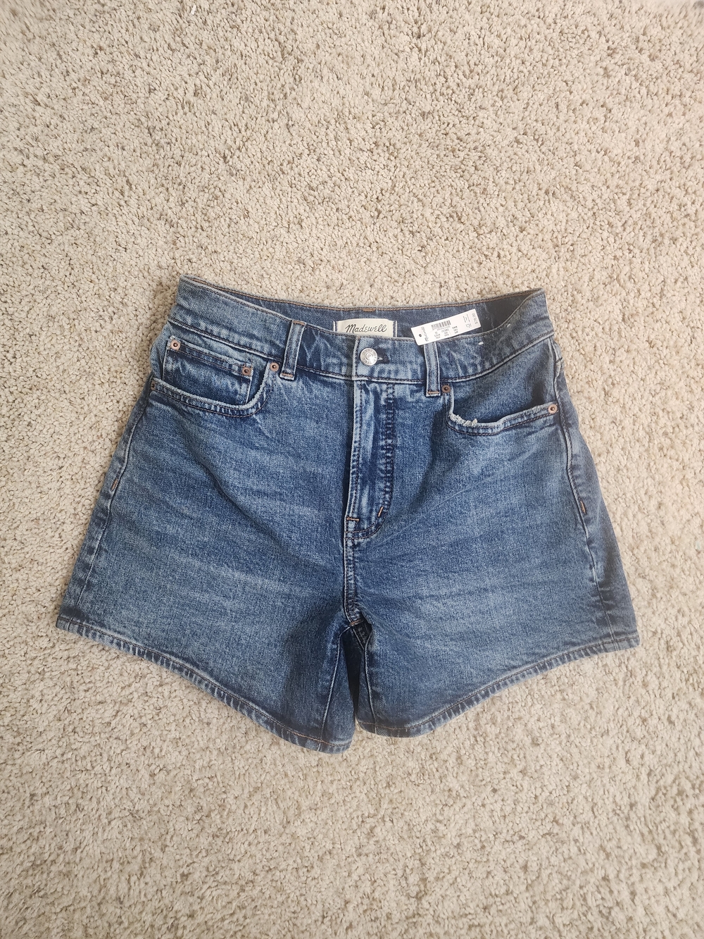 NWT size 26 Madewell High Rise "The Perfect Mid-length Jean Short"